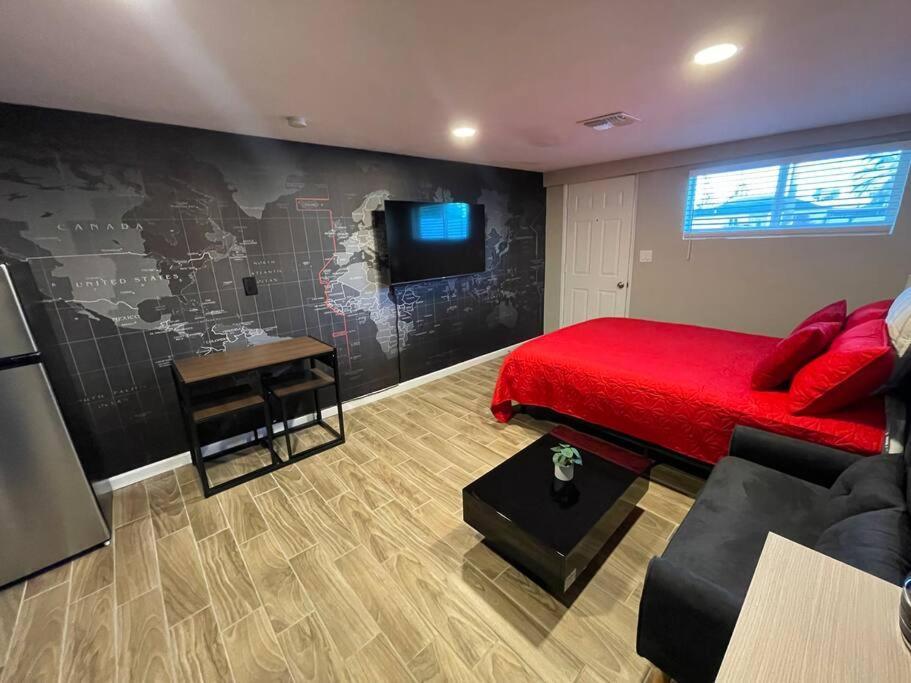 New Midtown Modern Studio With Backyard Феникс Экстерьер фото